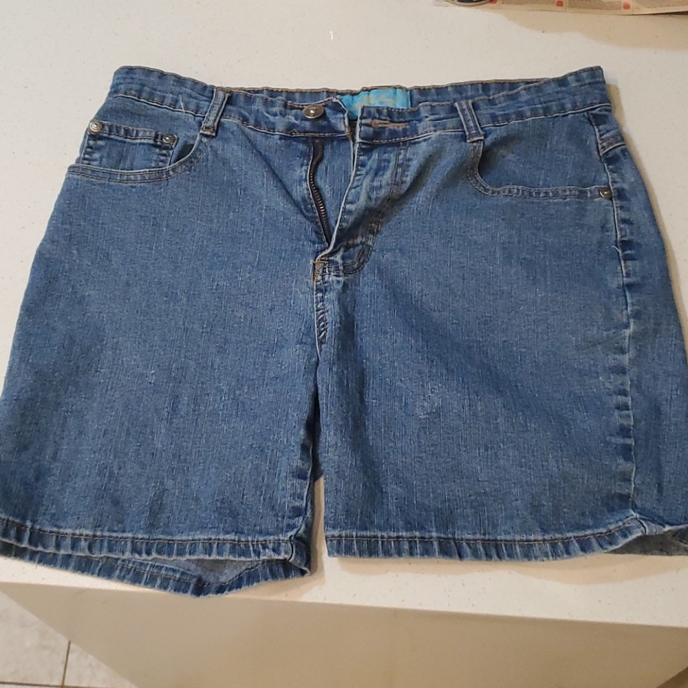 Jeanbay Shorts